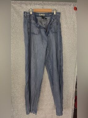 Rewash Men's Light Blue Slim Straight Jeans